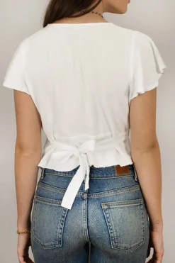 Blusa con lazo