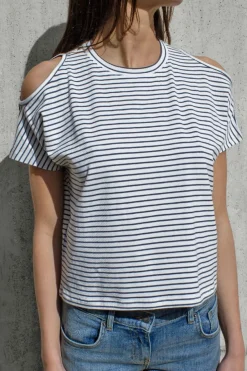 Camiseta con cut-out