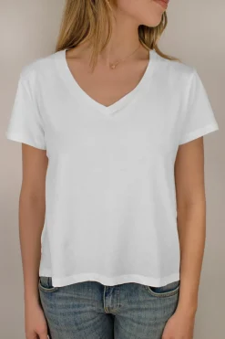 Camiseta en V