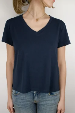 Camiseta en V