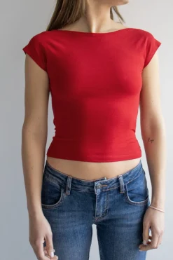 Camiseta escote barco