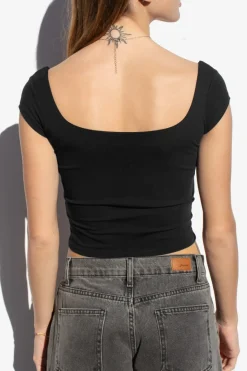 Camiseta escote cuadrado