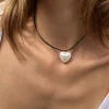 Collar choker corazón