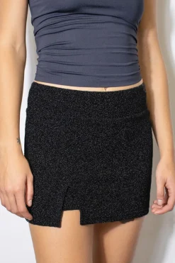 Falda con abertura