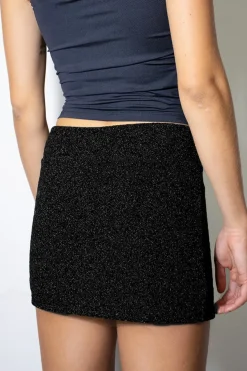 Falda con abertura
