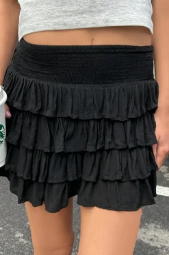 Falda shorts con volante