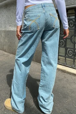 Jeans low waist con bordado