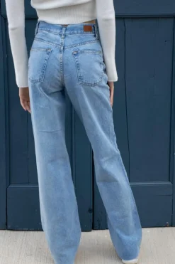 Jeans Mom