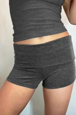 Shorts con dobladillo