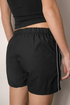 Shorts costura lateral