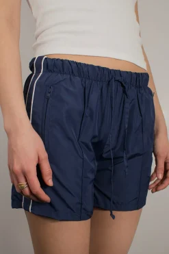 Shorts costura lateral