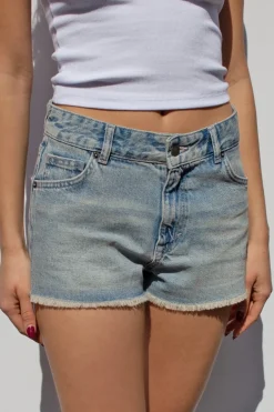 Shorts tiro medio