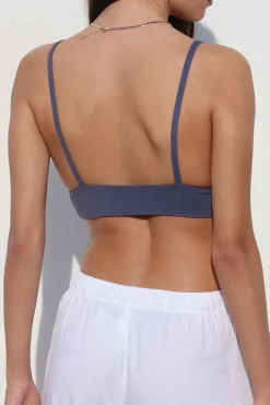 Top bikini triángulo